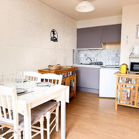 4 Personnes Super-besse Apartament Besse-et-Saint-Anastaise